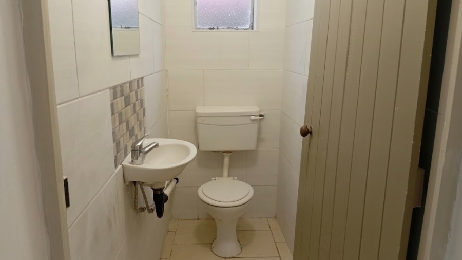 To Let 1 Bedroom Property for Rent in Gonubie Eastern Cape